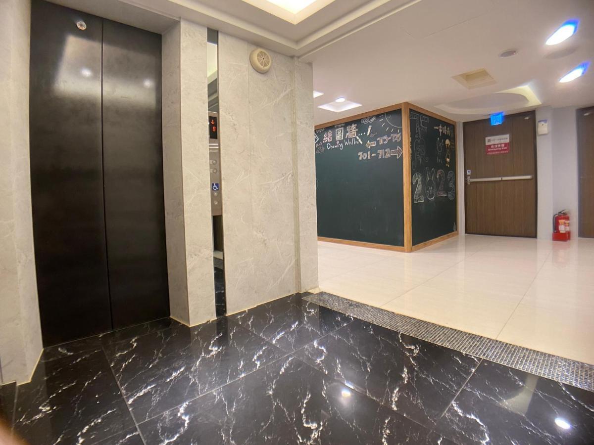 Bonjour Hotel 타이중 외부 사진