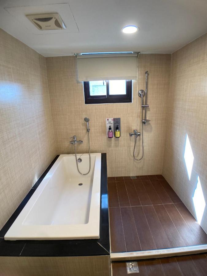 Bonjour Hotel 타이중 외부 사진