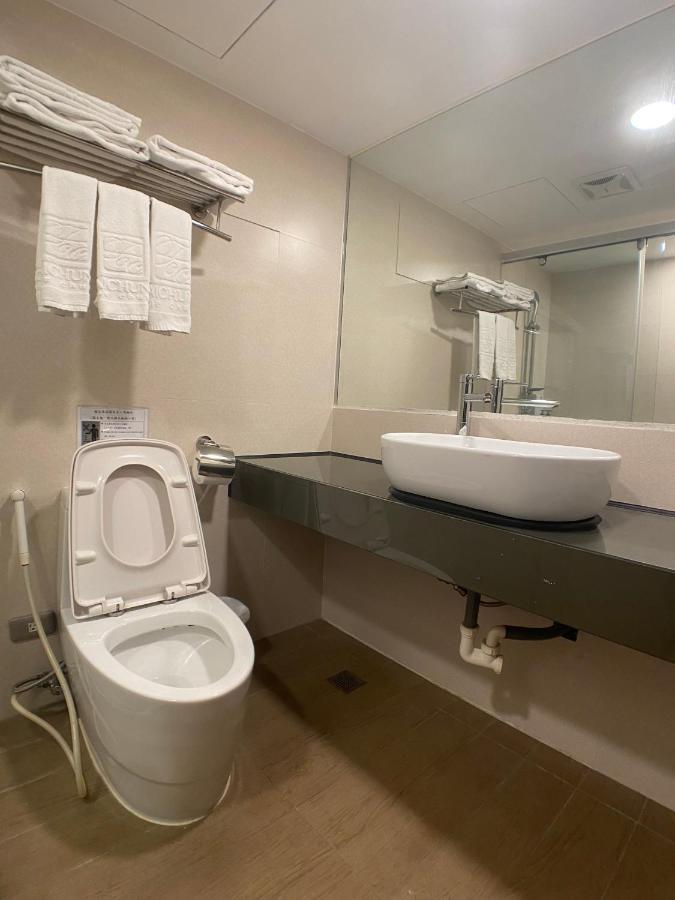 Bonjour Hotel 타이중 외부 사진