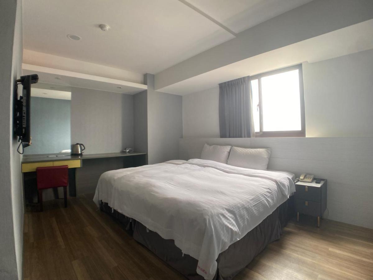 Bonjour Hotel 타이중 외부 사진