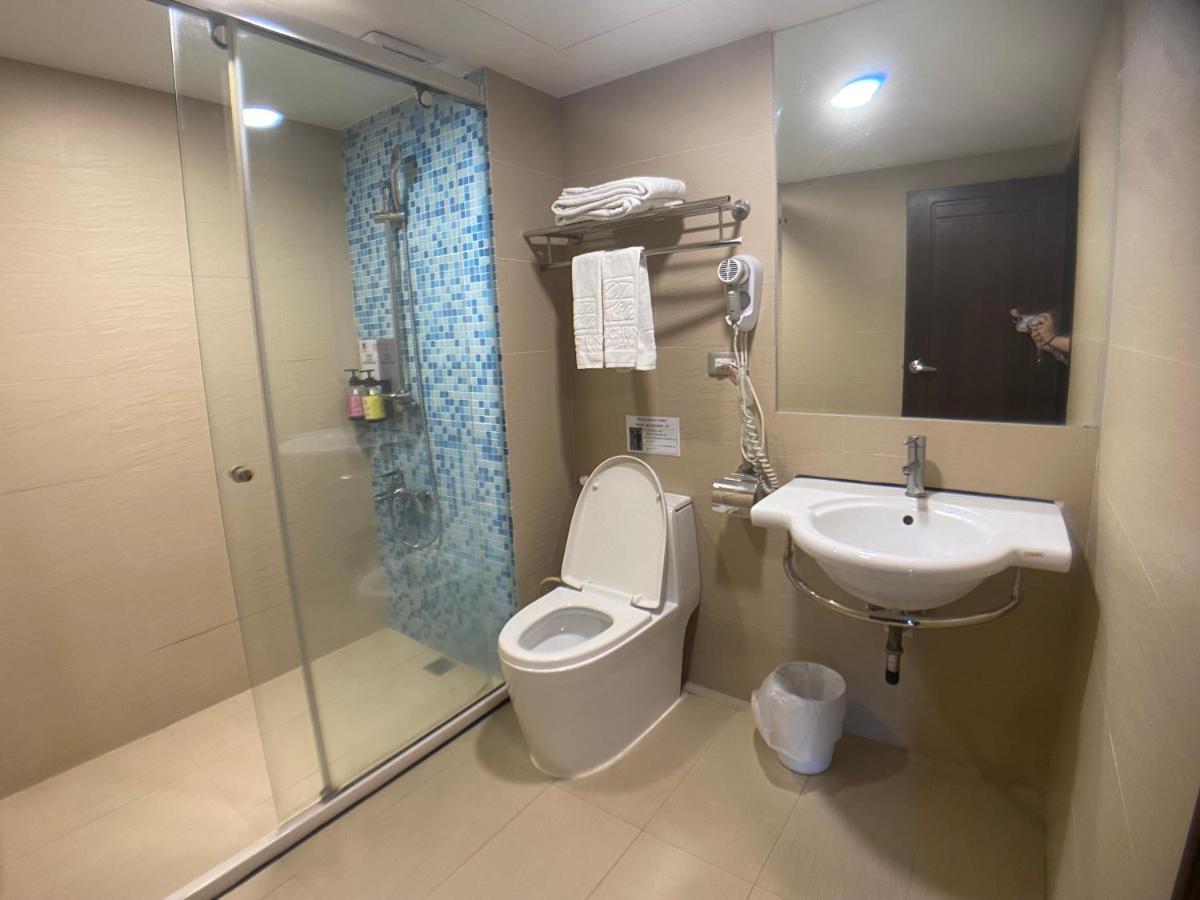 Bonjour Hotel 타이중 외부 사진